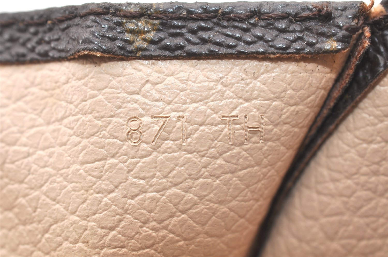 Authentic Louis Vuitton Monogram Poche Toilette 26 M47542 Cosmetics Pouch 5674K