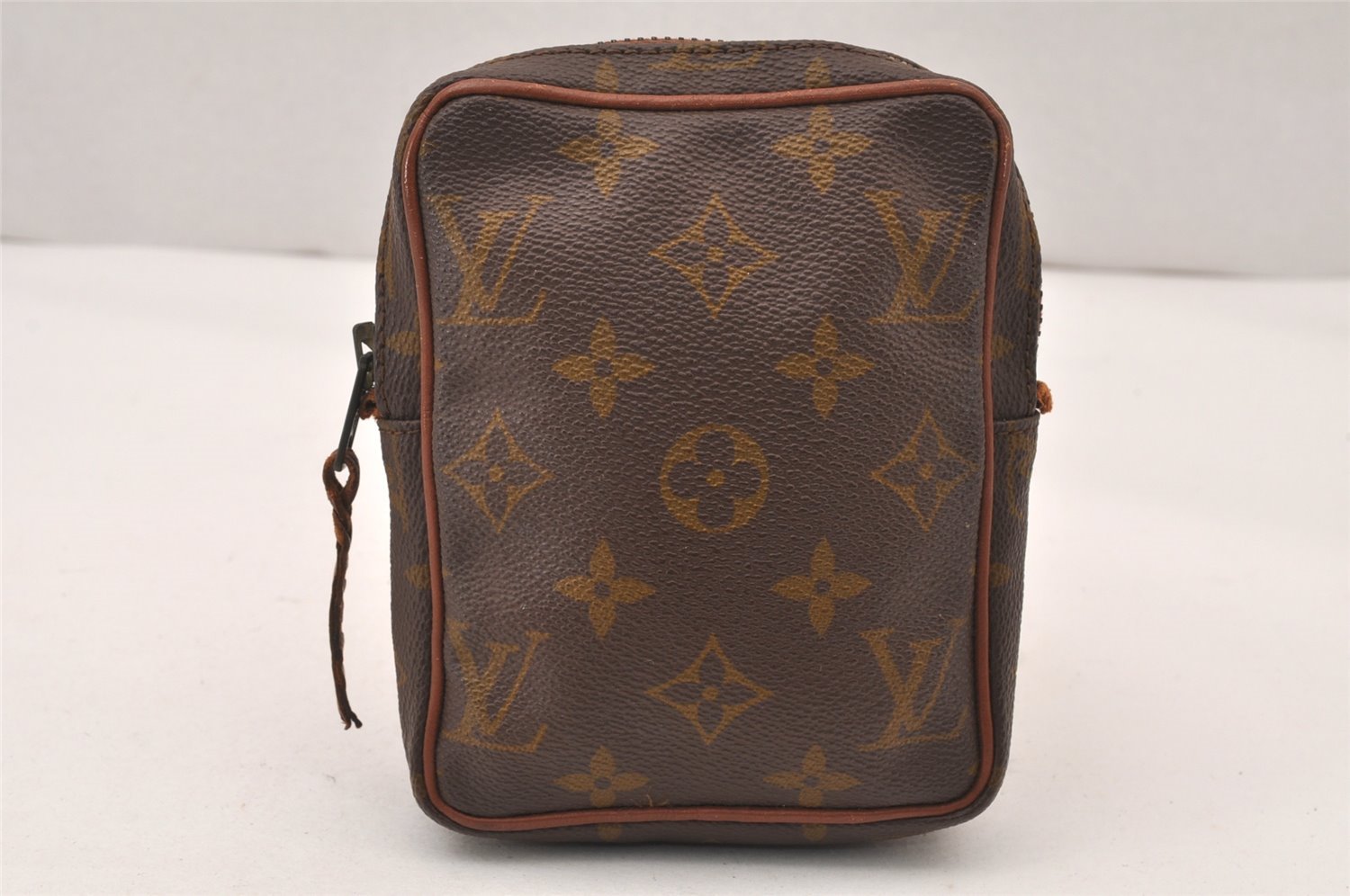 Auth Louis Vuitton Monogram Mini Poche Danube Shoulder Bag Old Model Junk 5680K