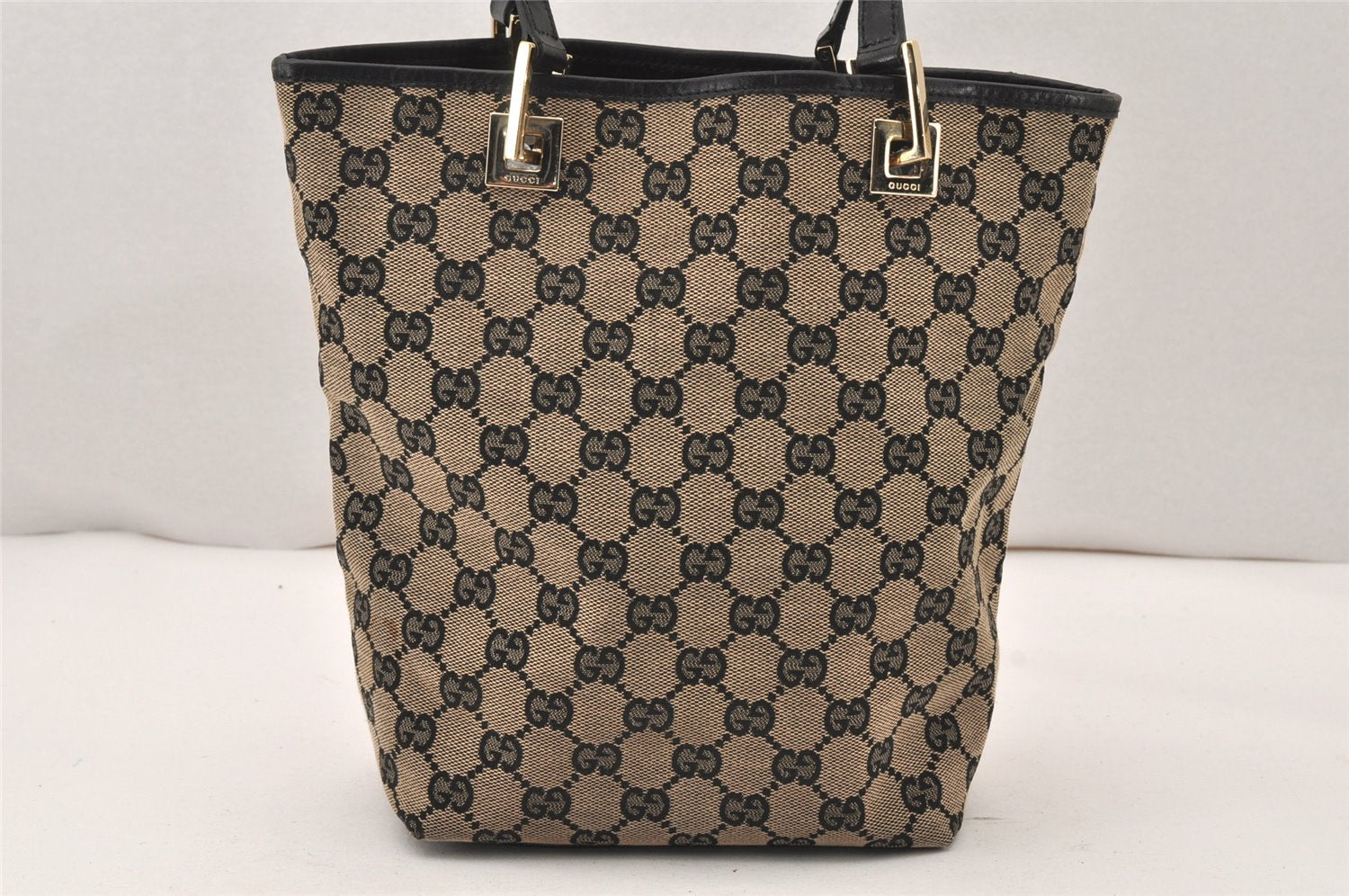 Authentic GUCCI Vintage Shoulder Tote Bag Purse GG Canvas Leather Black 5681K