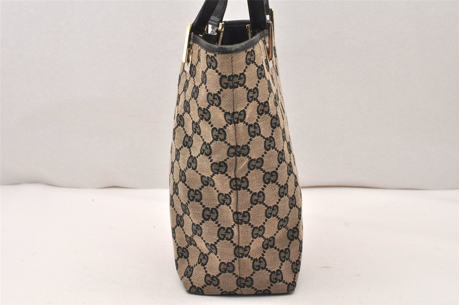 Authentic GUCCI Vintage Shoulder Tote Bag Purse GG Canvas Leather Black 5681K