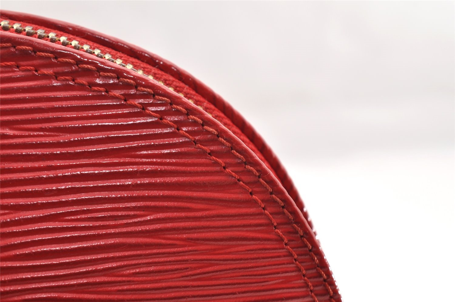 Authentic Louis Vuitton Epi Alma PM Hand Bag Red M52147 LV 5682I