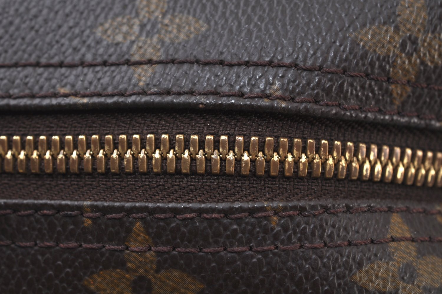 Authentic Louis Vuitton Monogram Deauville Hand Bag M47270 LV 5690I