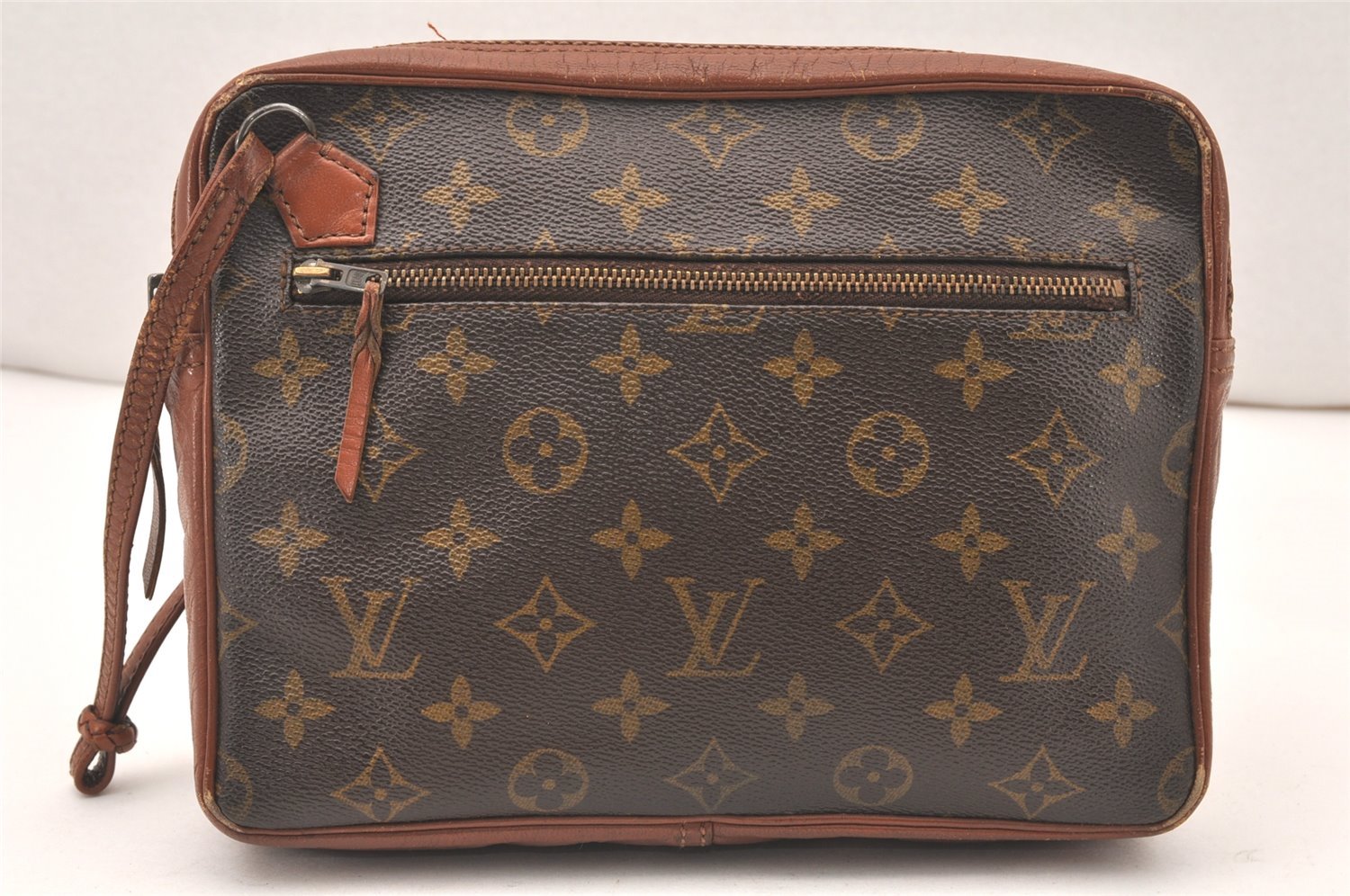 Authentic Louis Vuitton Monogram Pochette Sport Clutch Hand Bag Old Model 5696K