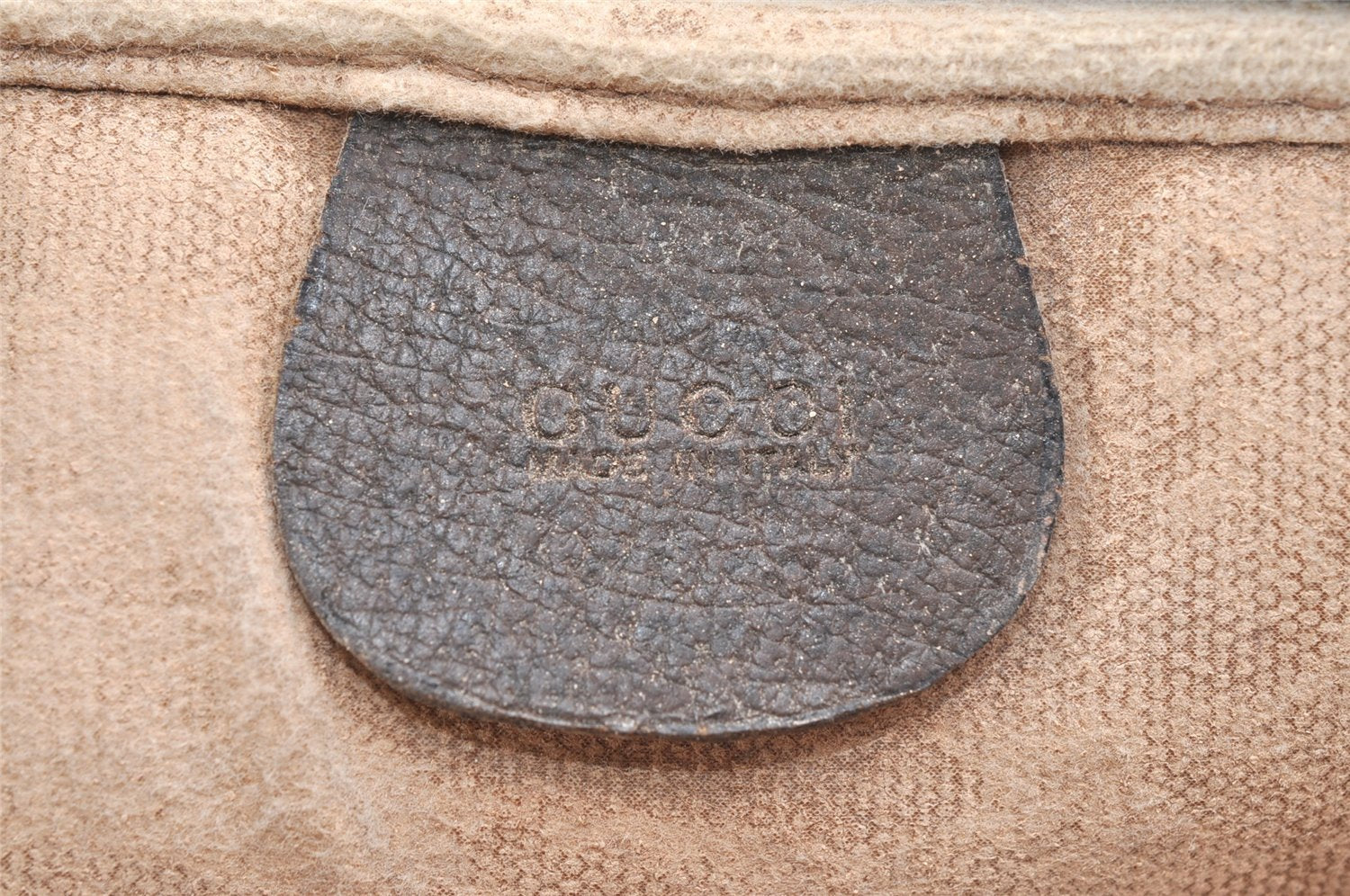 Authentic GUCCI Shoulder Cross Body Bag Purse GG PVC Leather Brown Junk 5699K