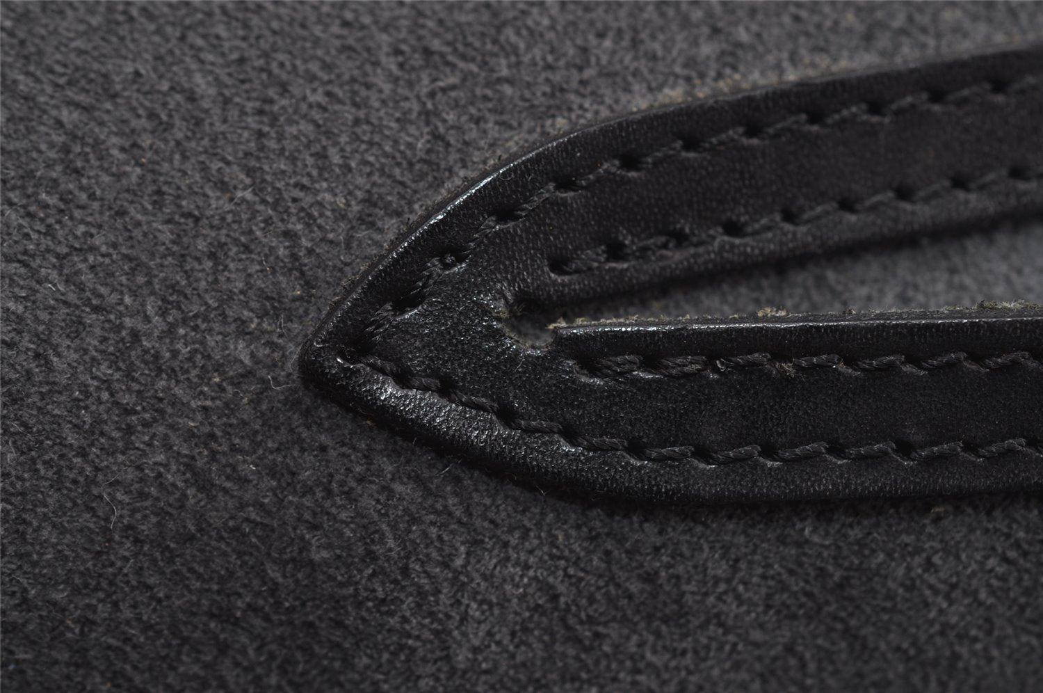 Authentic Louis Vuitton Epi Alma PM Hand Bag Black M40302 LV 5702I