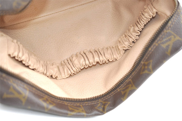 Auth Louis Vuitton Monogram Trousse Toilette 28 Clutch Hand Bag Old Model 5711J
