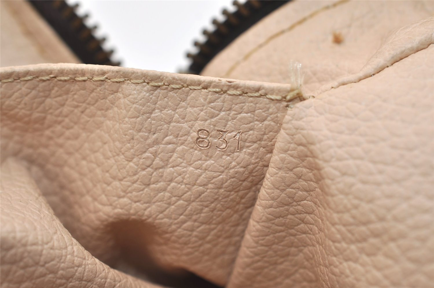 Auth Louis Vuitton Monogram Trousse Toilette 28 Clutch Hand Bag Old Model 5711J