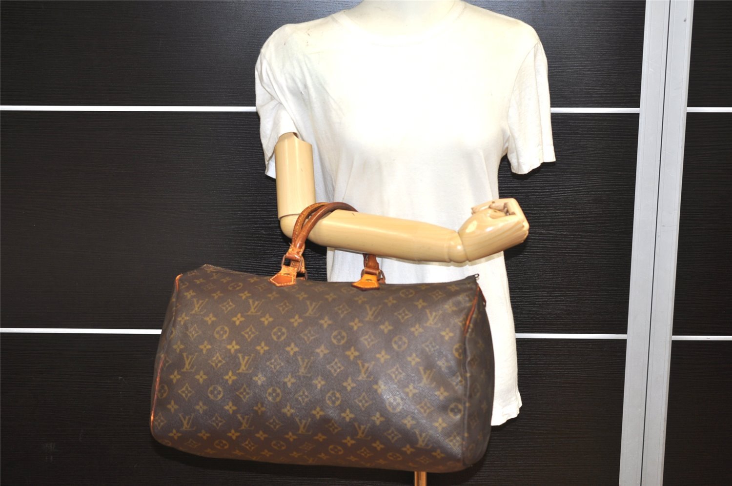 Authentic Louis Vuitton Monogram Speedy 40 Hand Boston Bag Old Model LV 5721K