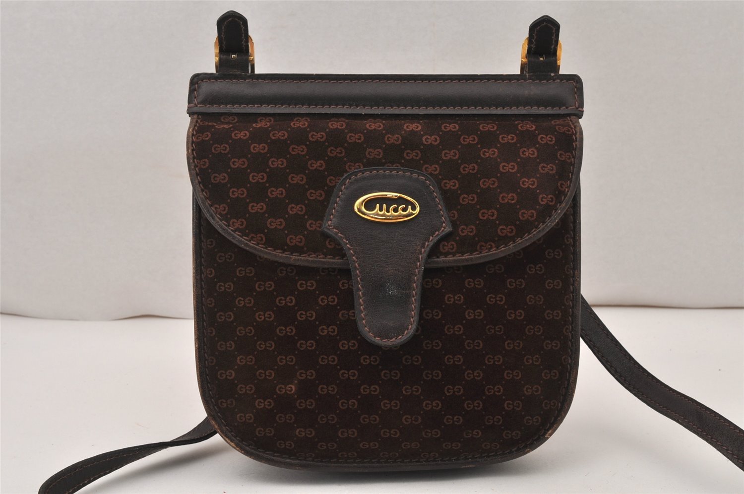 Authentic GUCCI Micro GG Suede Leather Shoulder Cross Bag Purse Brown Junk 5723K