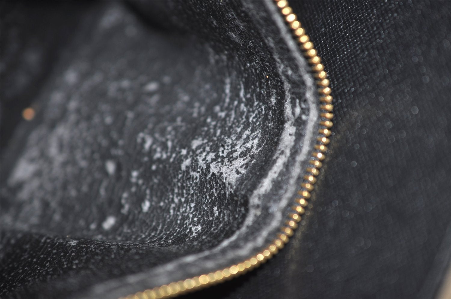 Authentic Louis Vuitton Epi Arts Deco Clutch Hand Bag Black M52632 LV 5727I