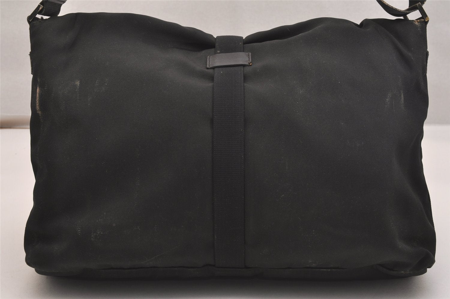 Authentic GUCCI Shoulder Cross Body Bag Nylon Leather Black Junk 5731J