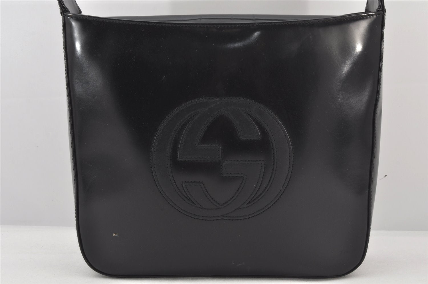 Authentic GUCCI Vintage Shoulder Hand Bag Purse Enamel Black 5731K
