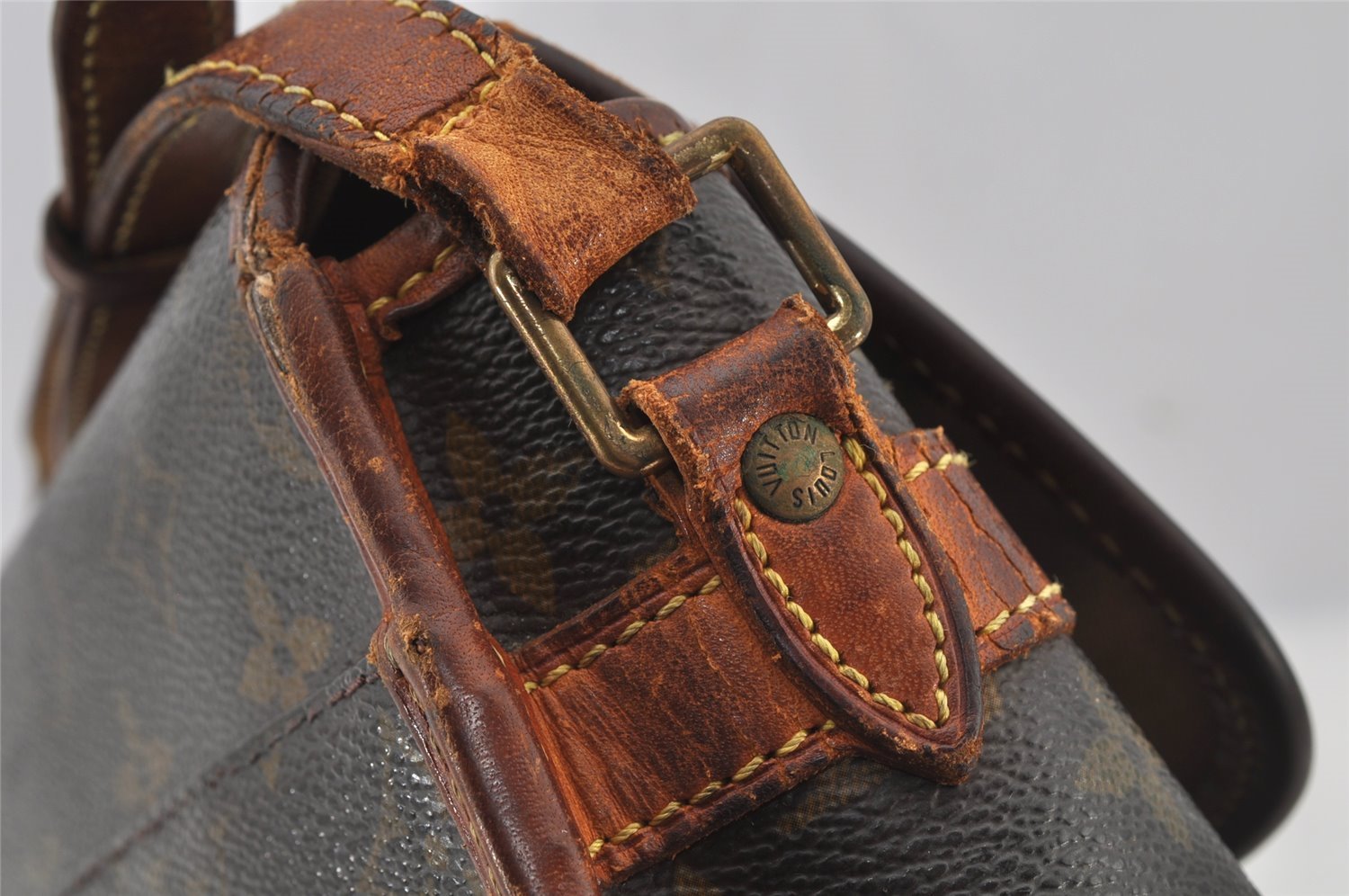 Authentic Louis Vuitton Monogram Sologne Shoulder Cross Body Bag M42250 LV 5732J