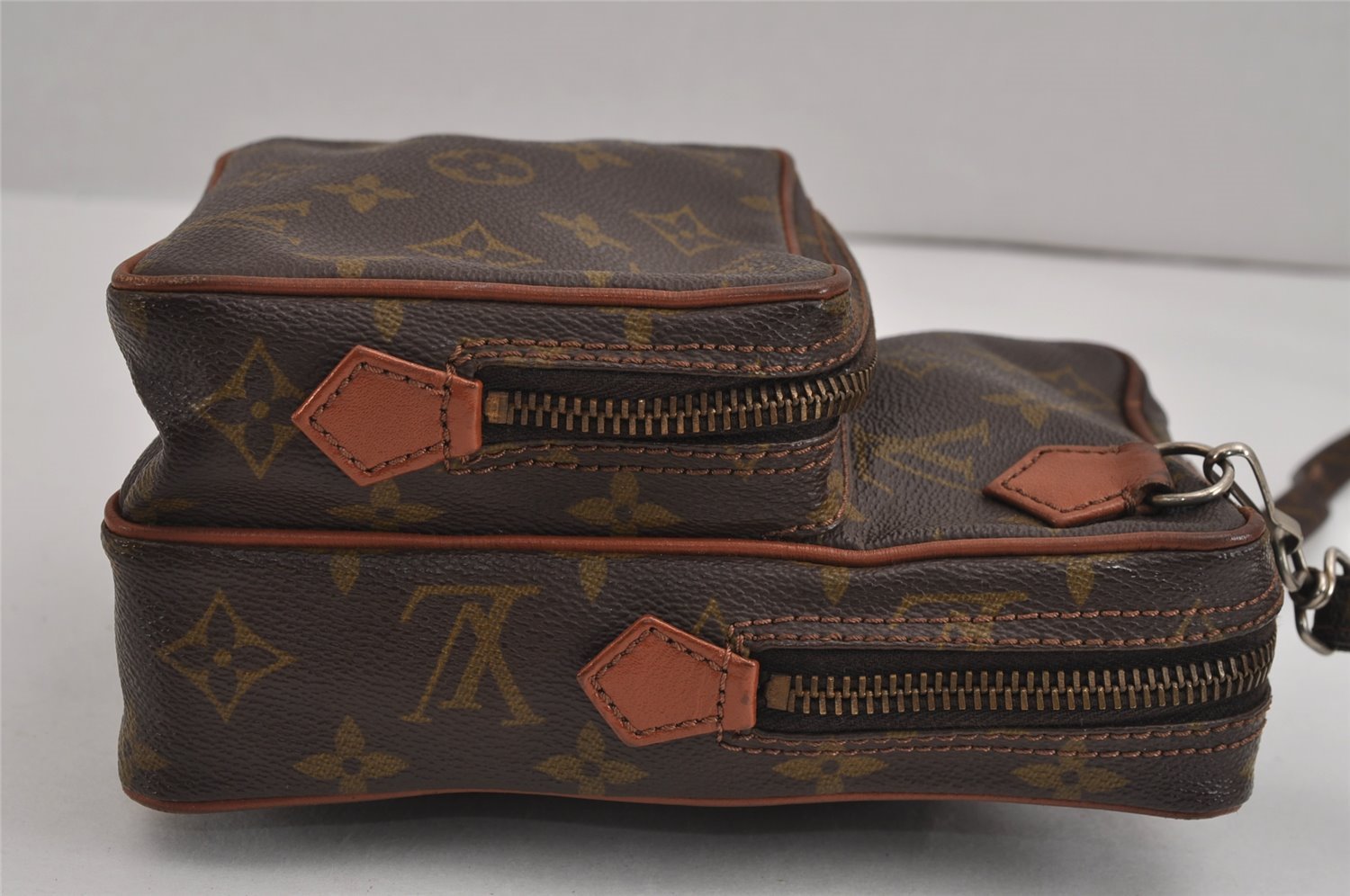 Authentic Louis Vuitton Monogram Amazone Shoulder Cross Body Bag Old Model 5734J