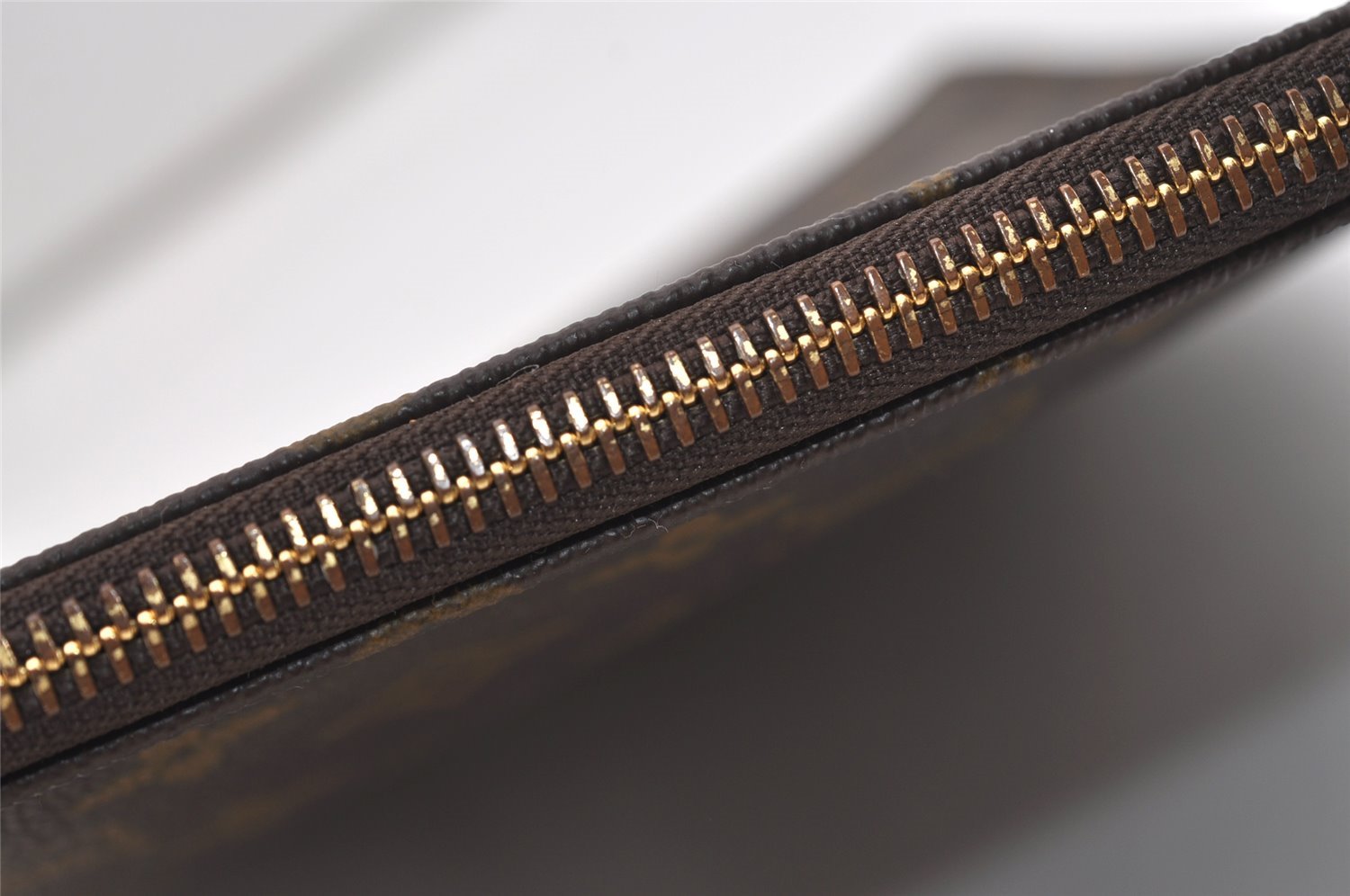 Authentic Louis Vuitton Monogram Poche Documents 33 M53457 Document Case 5735J