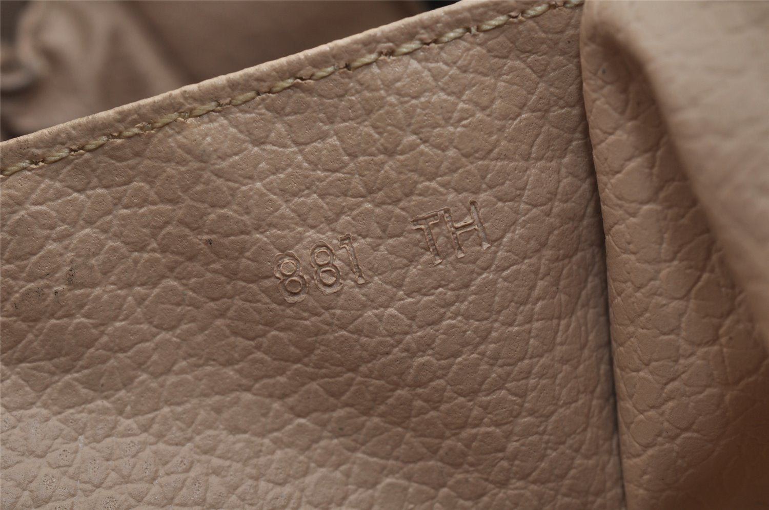 Auth Louis Vuitton Monogram Trousse Toilette 28 Clutch Hand Bag M47522 LV 5738J