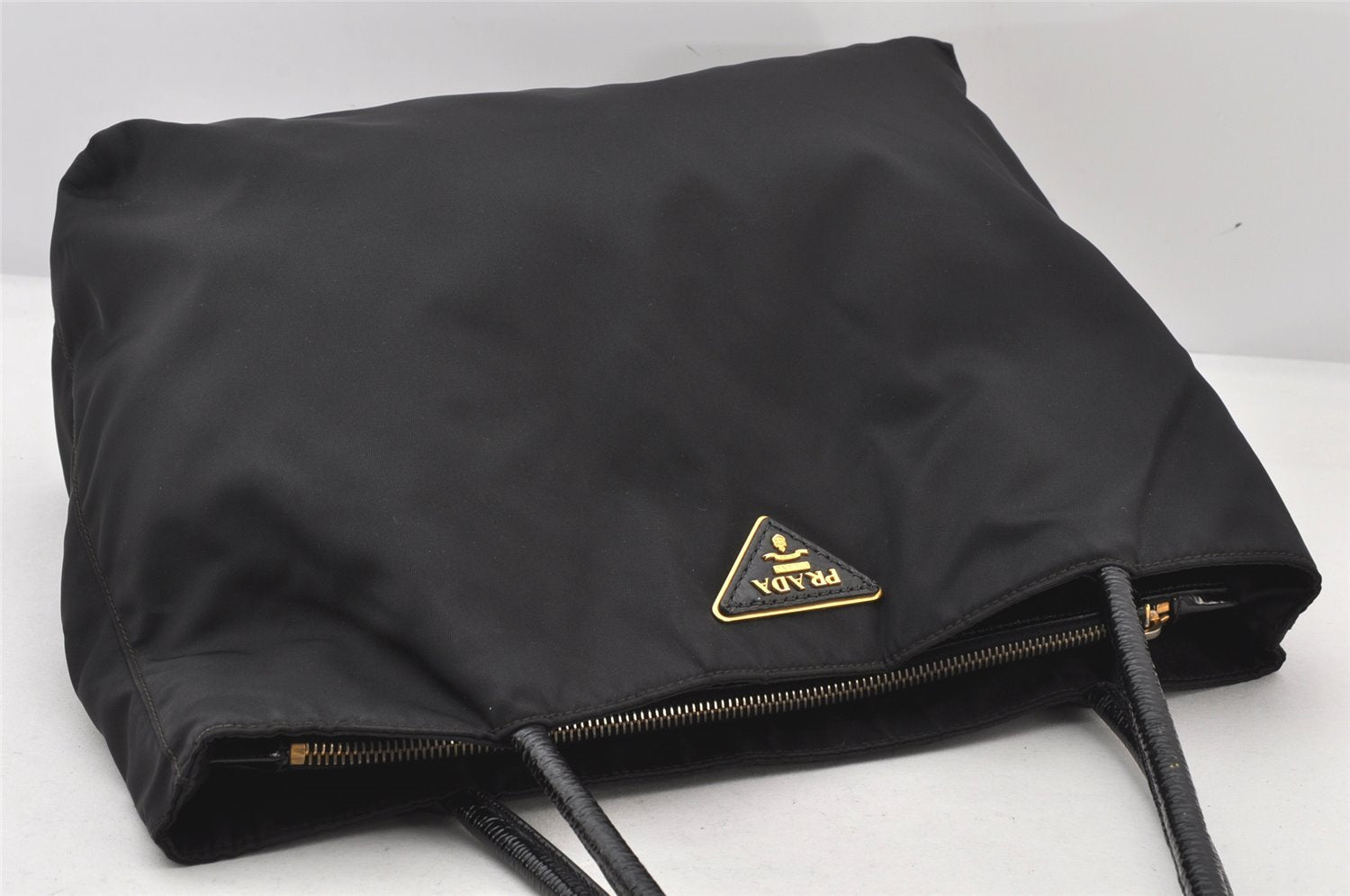 Authentic PRADA Vintage Nylon Tessuto Enamel Shoulder Hand Bag Black 5742K