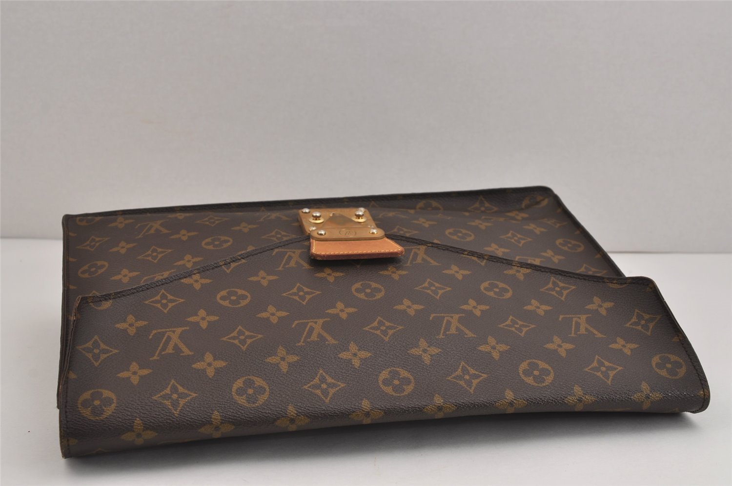 Authentic Louis Vuitton Monogram Porte Documents Senateur M53335 Briefcase 5743J