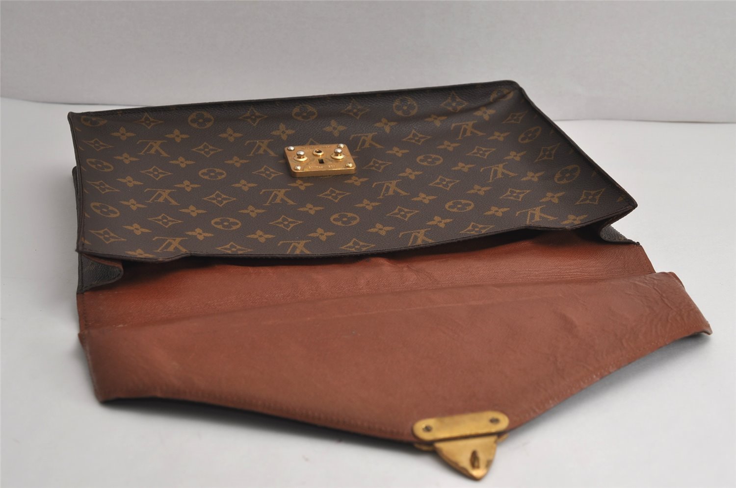 Authentic Louis Vuitton Monogram Porte Documents Senateur M53335 Briefcase 5743J