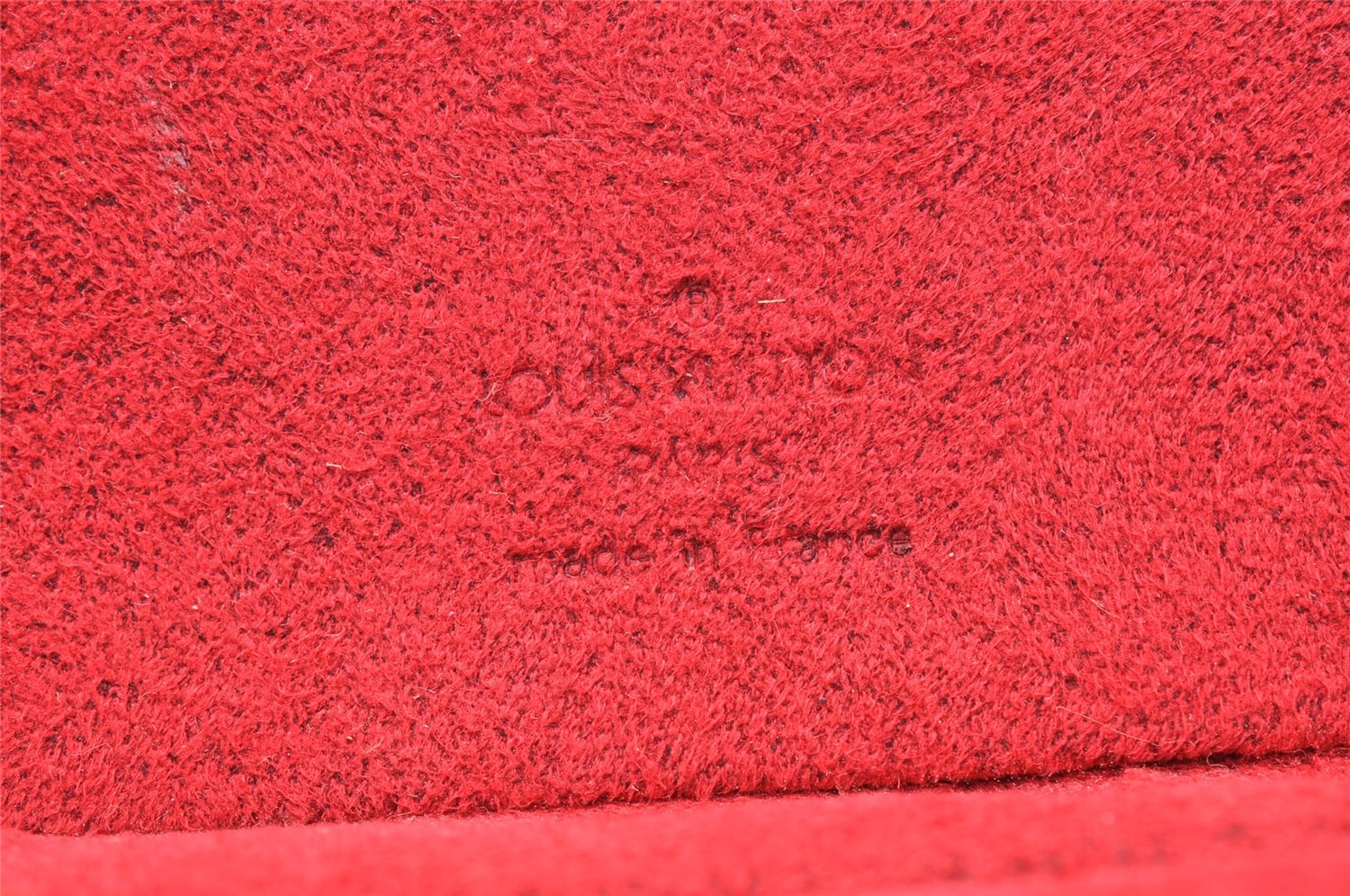 Authentic Louis Vuitton Epi Cannes Red Cosmetic Hand Bag Purse M48037 LV 5744I