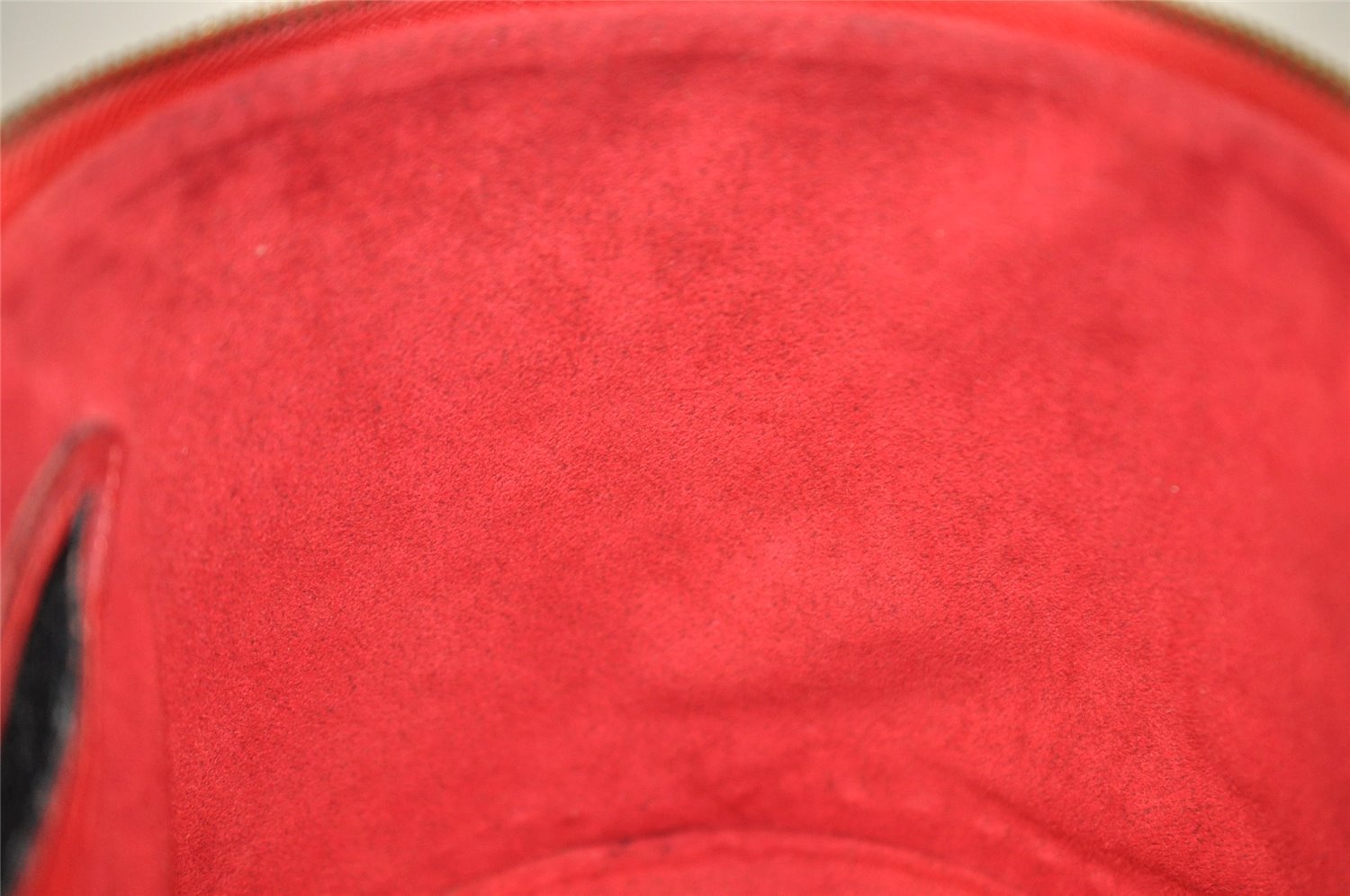 Authentic Louis Vuitton Epi Cannes Red Cosmetic Hand Bag Purse M48037 LV 5744I