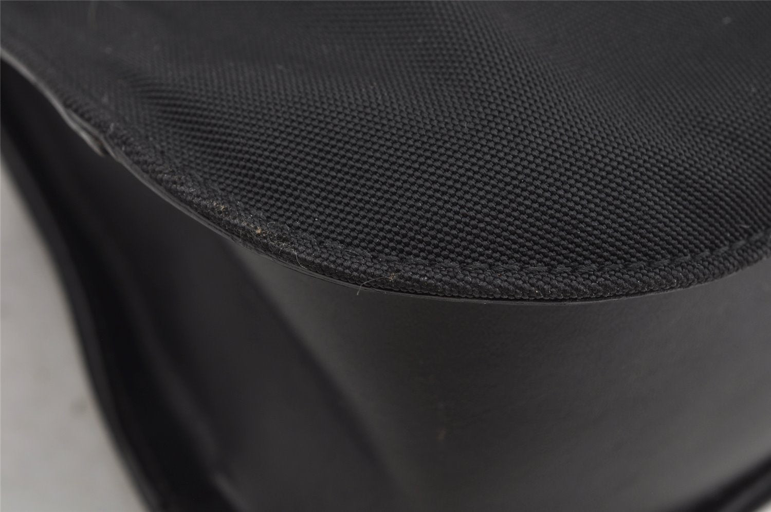 Authentic GUCCI Vintage Shoulder Bag Nylon Leather 0013767 Black 5749J