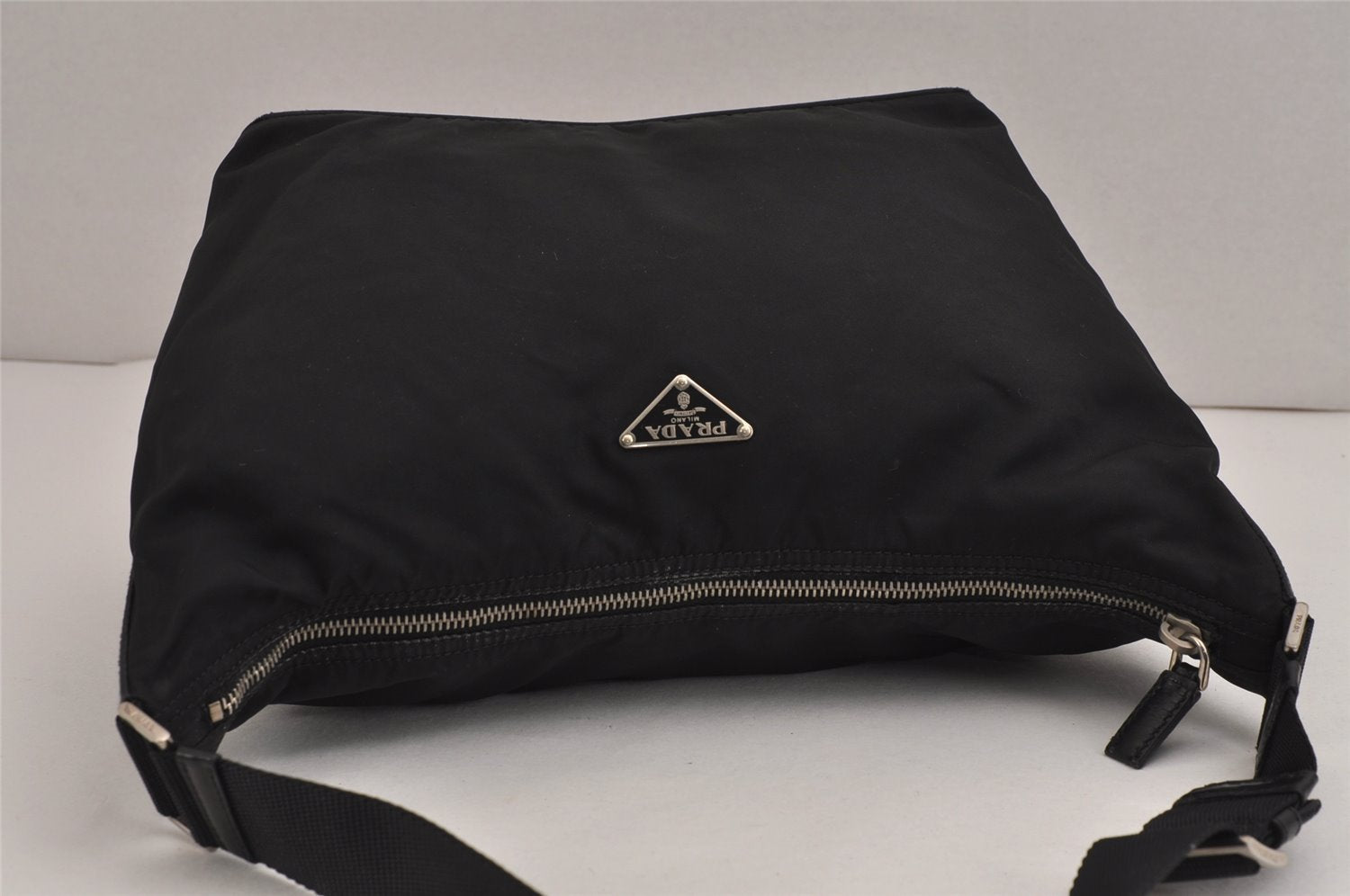 Authentic PRADA Nylon Tessuto Leather Shoulder Hand Bag Purse Black 5755J