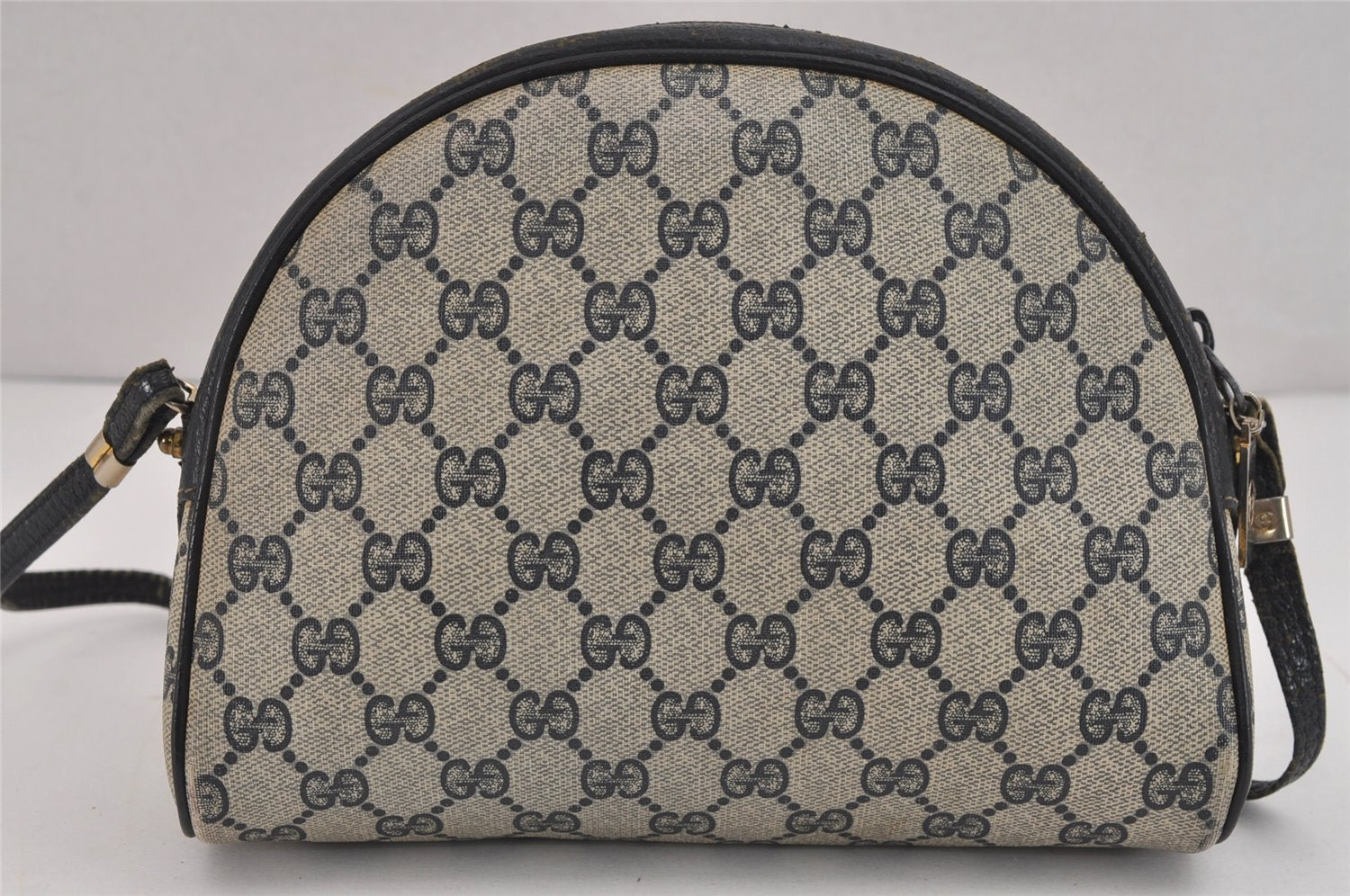 Authentic GUCCI Shoulder Cross Body Bag Purse GG PVC Leather Navy Blue 5756J