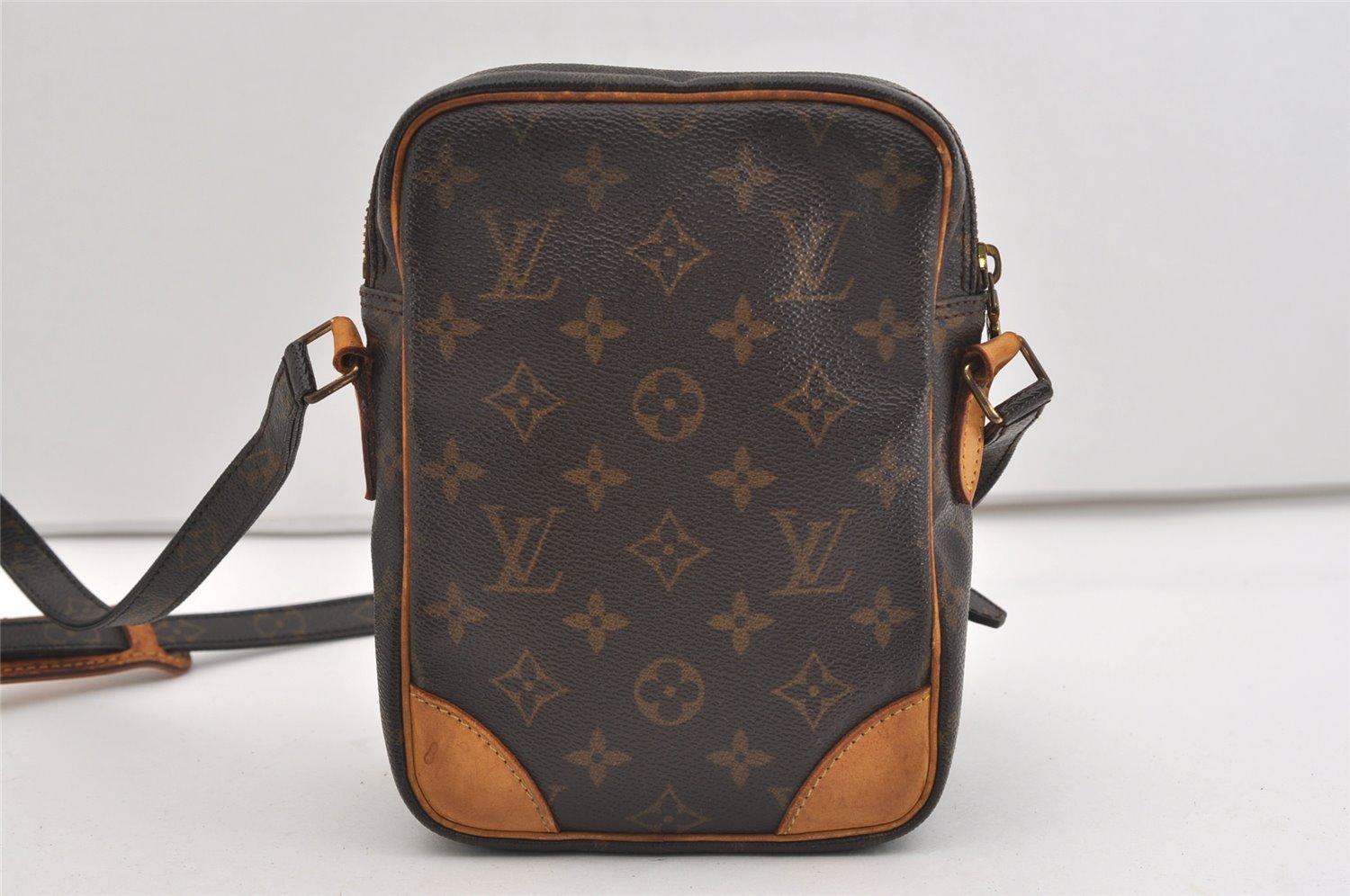 Authentic Louis Vuitton Monogram Amazone Shoulder Cross Body Bag M45236 LV 5761J