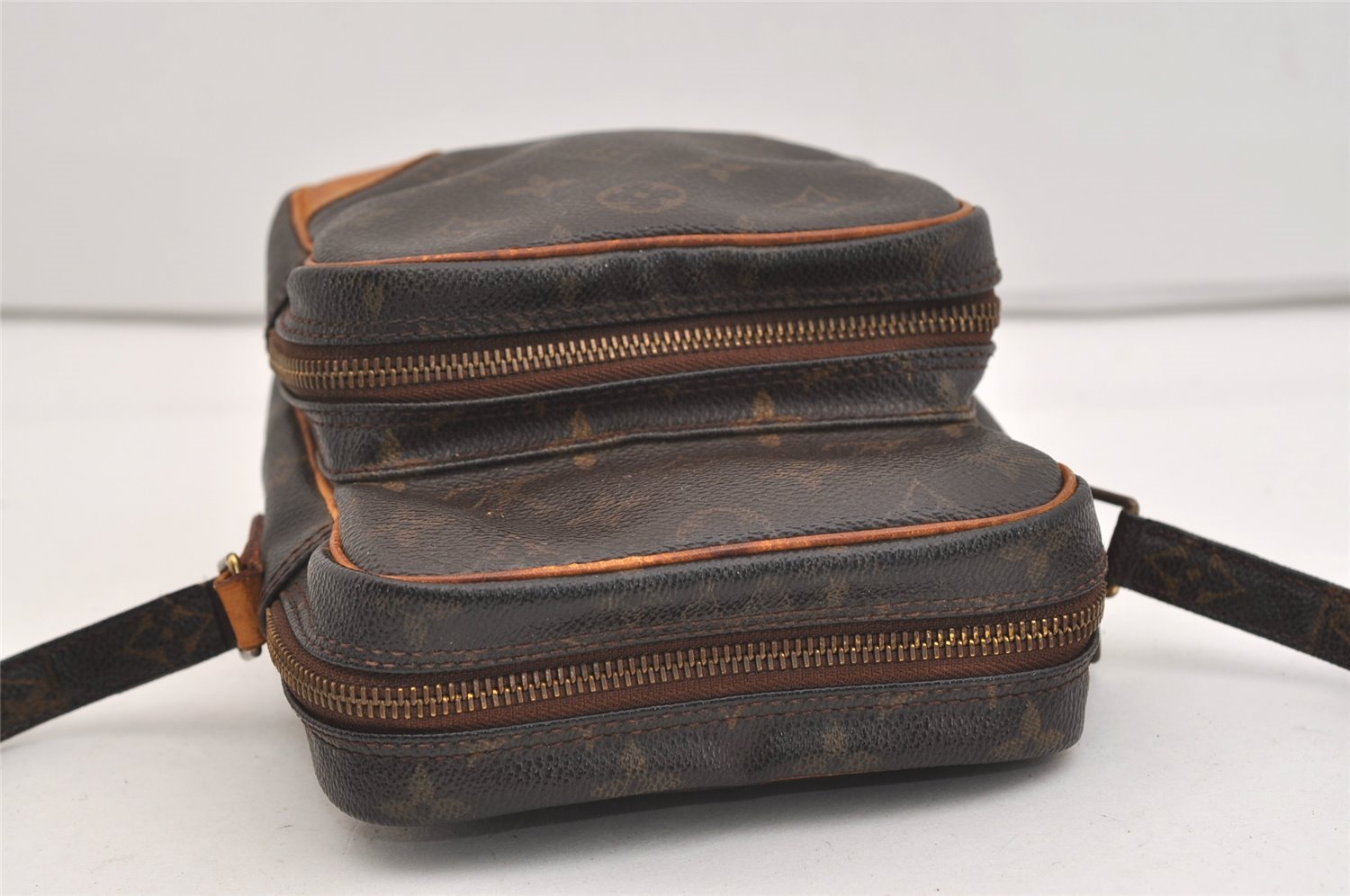 Authentic Louis Vuitton Monogram Amazone Shoulder Cross Body Bag M45236 LV 5761J