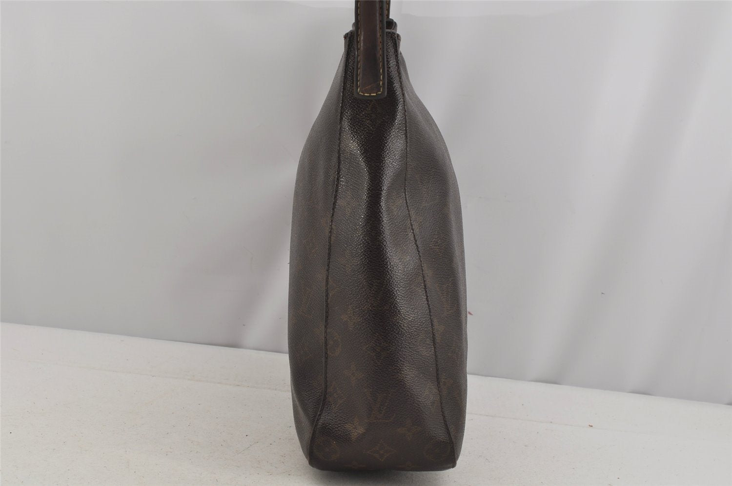 Authentic Louis Vuitton Monogram Looping GM Shoulder Bag M51145 Junk 5764J
