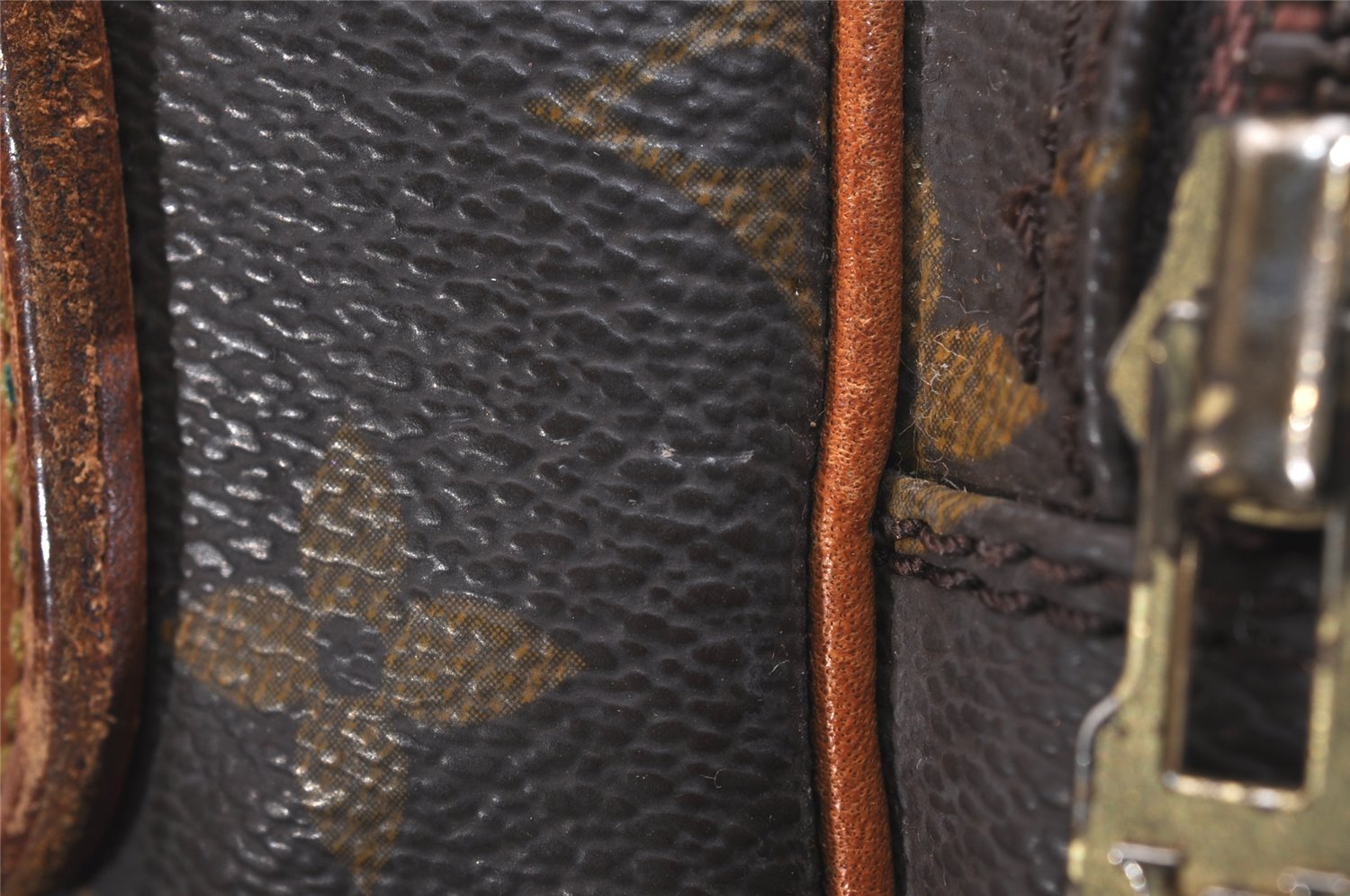 Authentic Louis Vuitton Monogram Nile Shoulder Cross Body Bag M45244 LV 5766J