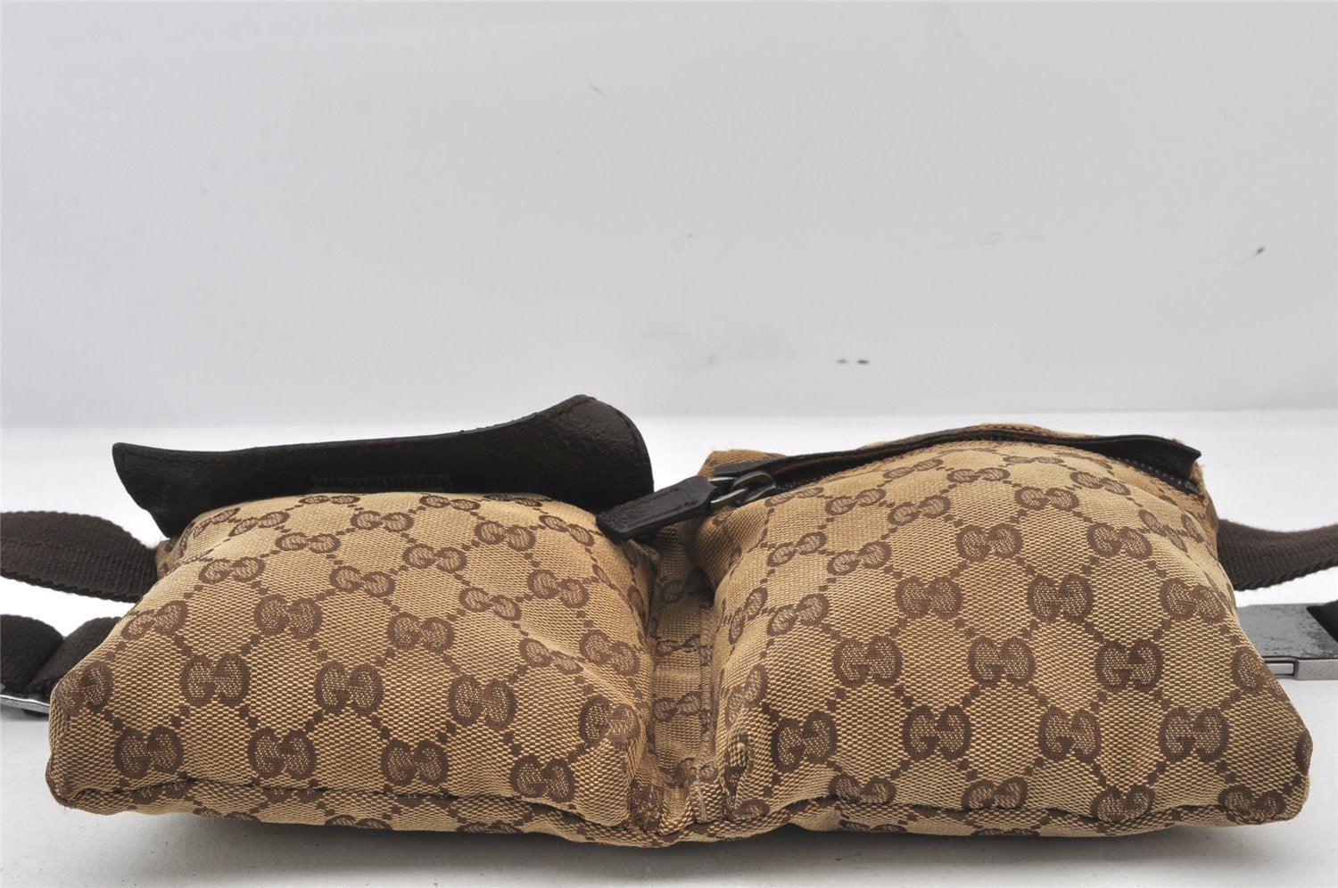 Authentic GUCCI Waist Body Bag Purse GG Canvas Leather 28566 Brown 5767K