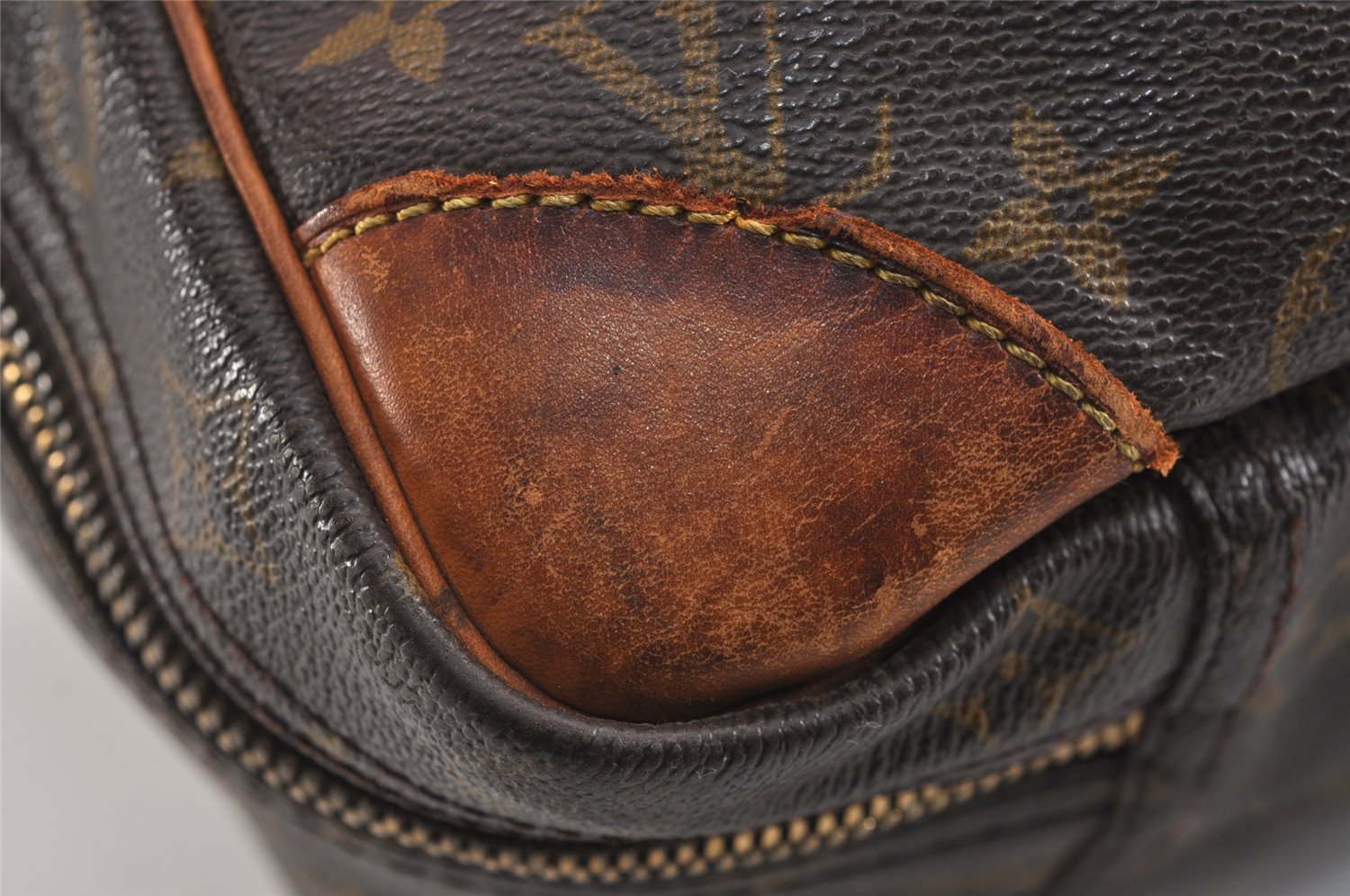 Authentic Louis Vuitton Monogram Sirius 55 Travel Boston Bag M41404 LV 5770J