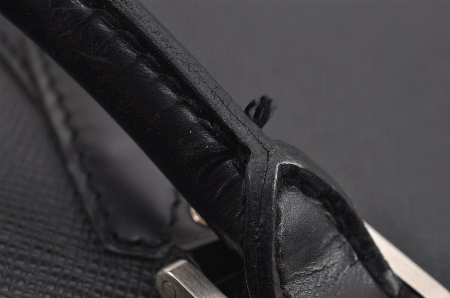 Auth Louis Vuitton Taiga Porte Documents Lozan 2Way Briefcase M30052 Black 5772J