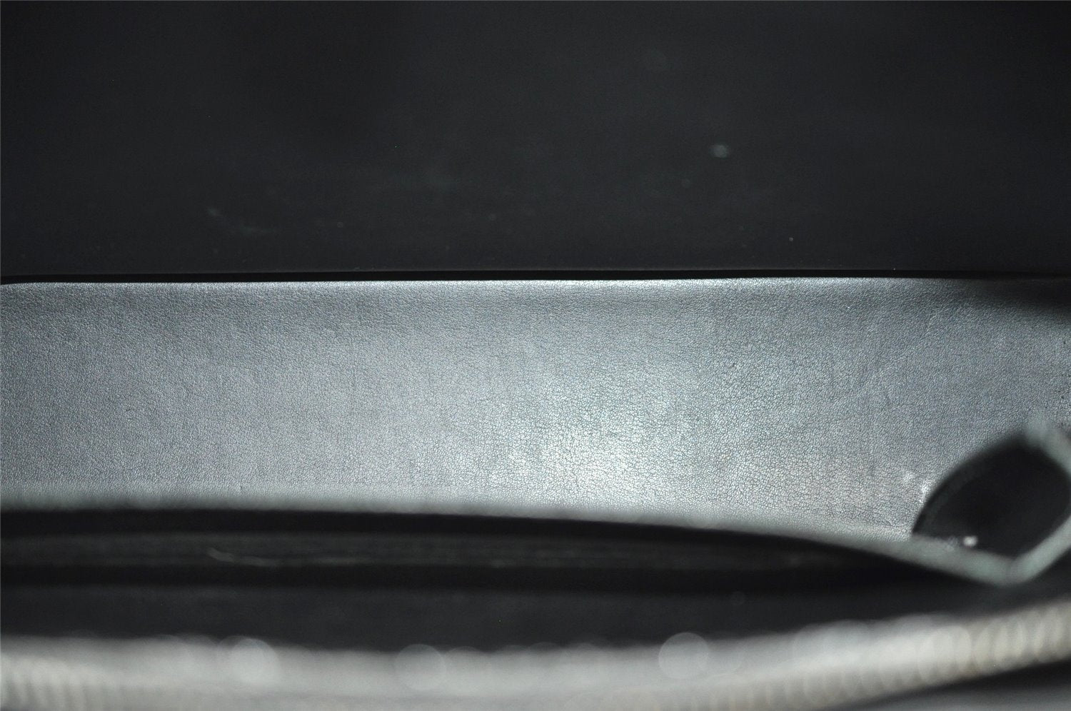 Auth Louis Vuitton Taiga Porte Documents Lozan 2Way Briefcase M30052 Black 5772J