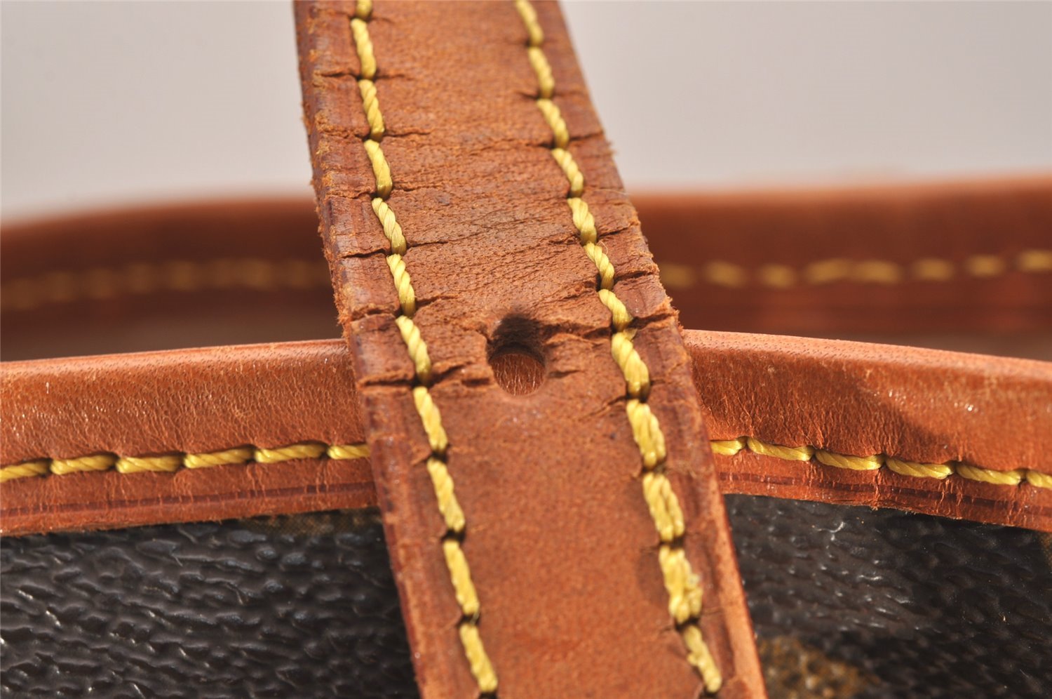 Authentic Louis Vuitton Monogram Bucket PM Shoulder Tote Bag M42238 LV 5774J