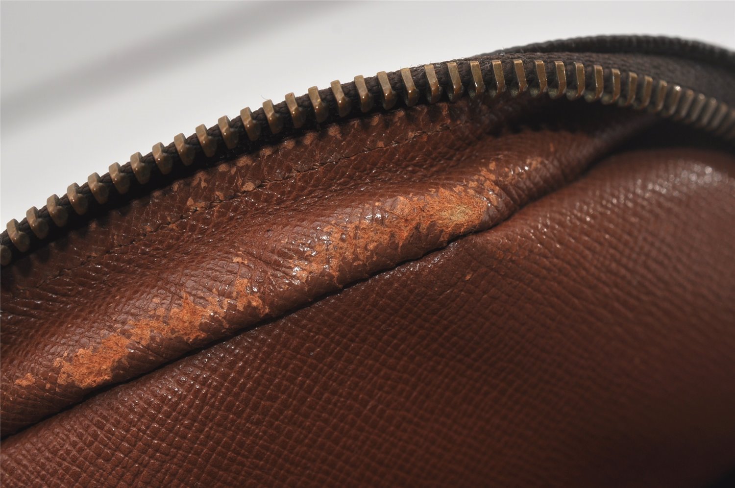 Authentic Louis Vuitton Monogram Amazone Shoulder Cross Body Bag M45236 LV 5775I