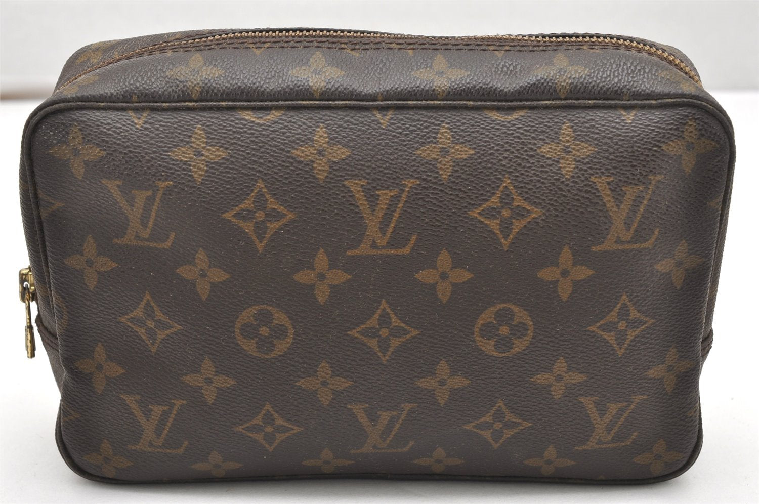 Auth Louis Vuitton Monogram Trousse Toilette 23 Clutch Hand Bag M47524 LV 5775K