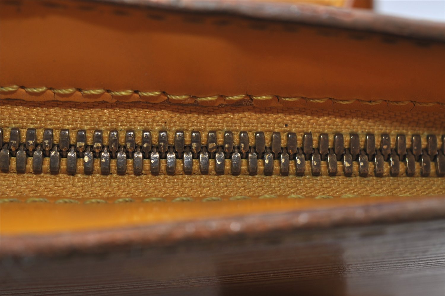 Authentic Louis Vuitton Epi Lussac Shoulder Tote Bag Yellow M52289 LV 5779I