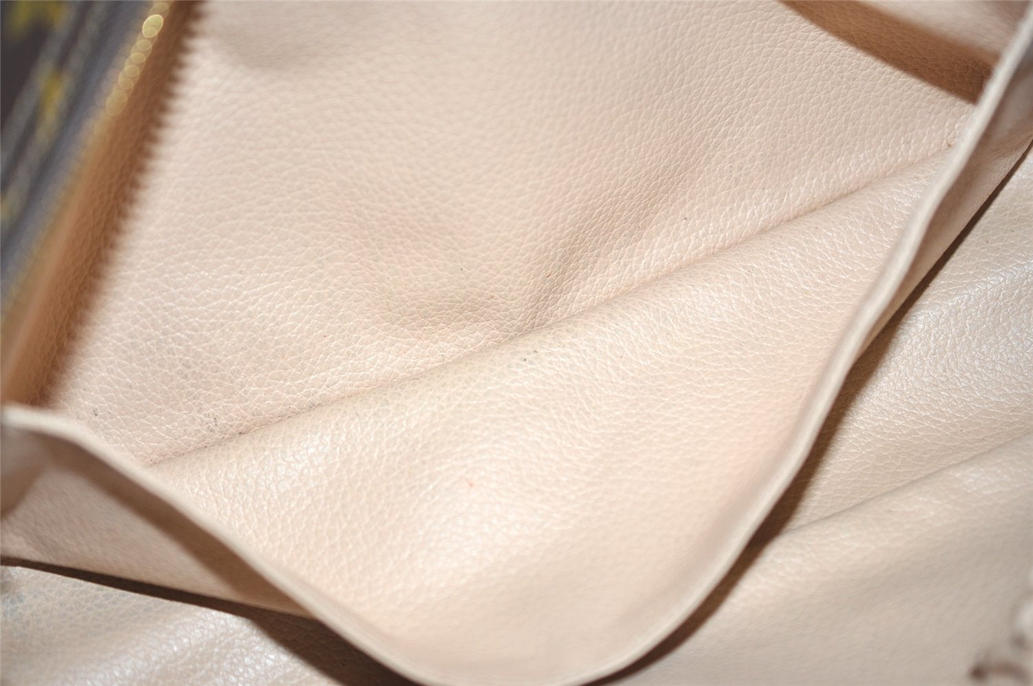 Auth Louis Vuitton Monogram Trousse Toilette 28 Clutch Hand Bag M47522 LV 5782J