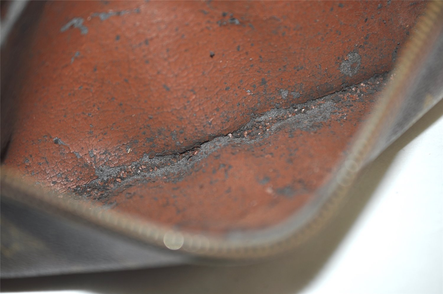 Authentic Louis Vuitton Monogram Marly Dragonne GM M51825 Clutch Hand Bag 5785J