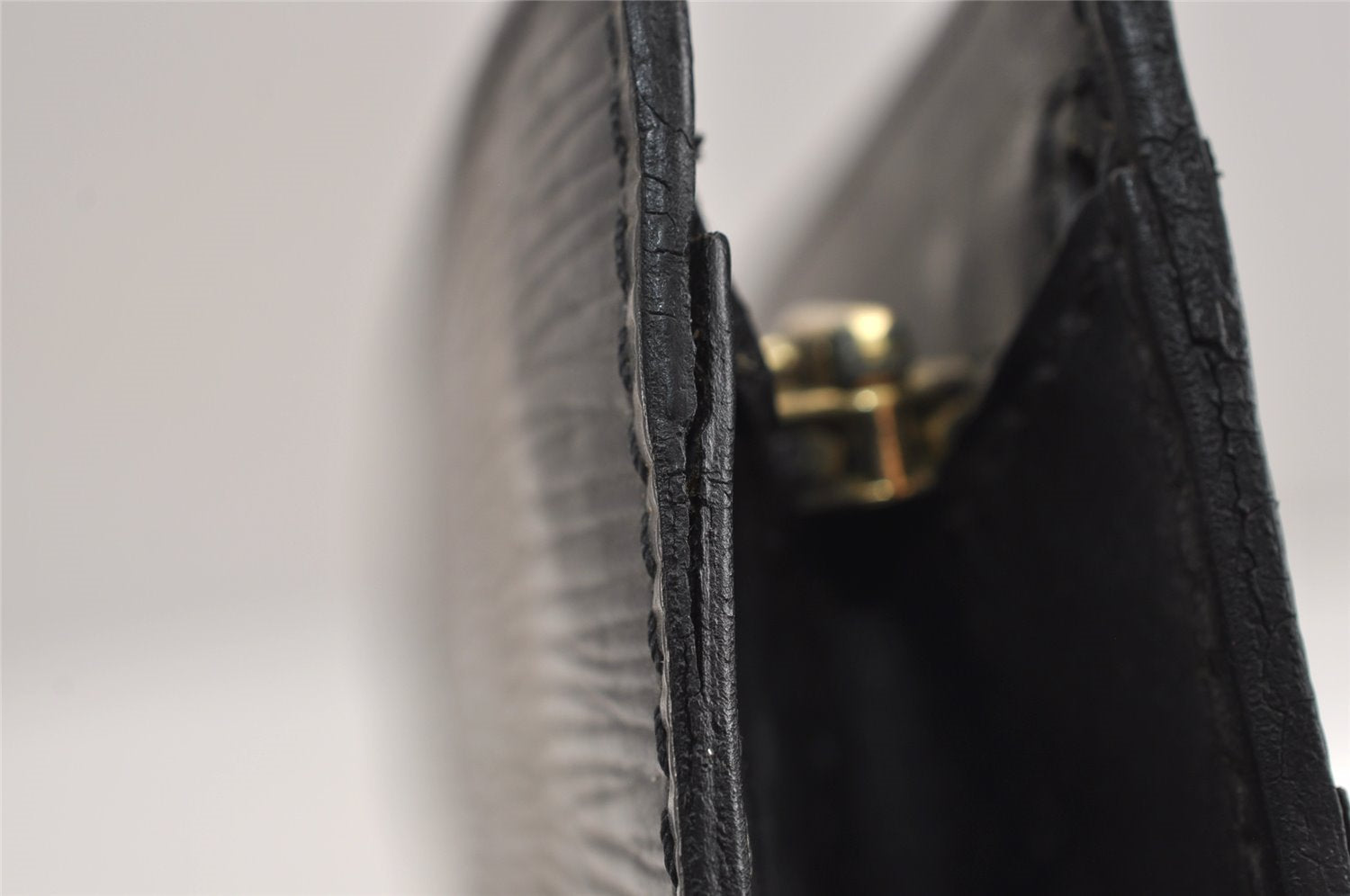 Authentic Louis Vuitton Epi Pochette Homme Clutch Hand Bag Black M52522 LV 5786J