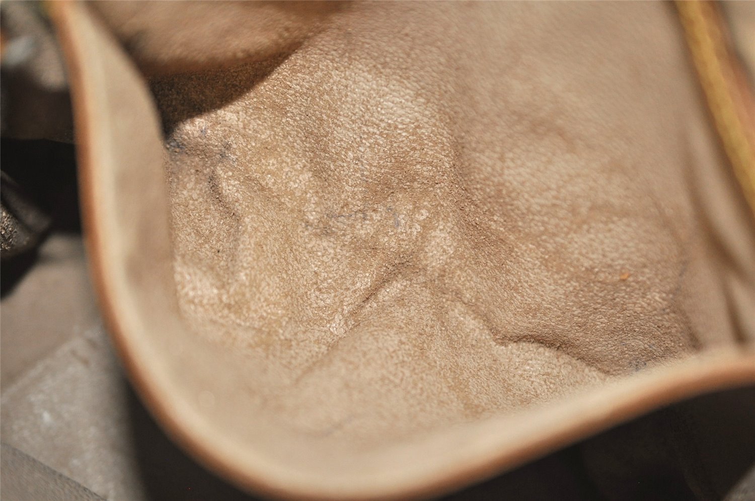 Authentic Louis Vuitton Monogram Bucket PM Shoulder Tote Bag M42238 Junk 5788J