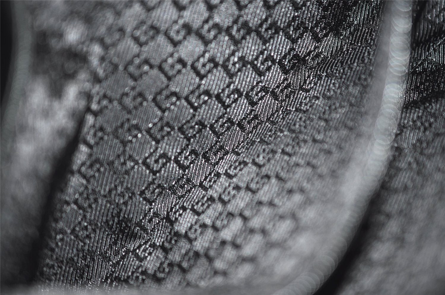 Authentic GUCCI Vintage Shoulder Hand Bag Purse Leather 0014150 Black 5789J