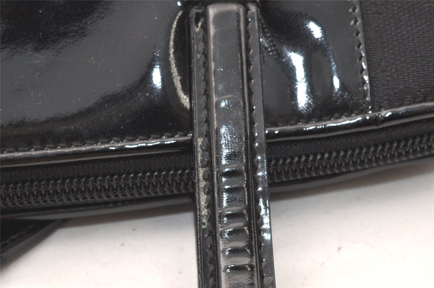 Authentic GUCCI Shoulder Hand Bag Purse GG Canvas Enamel 0021122 Black 5793K