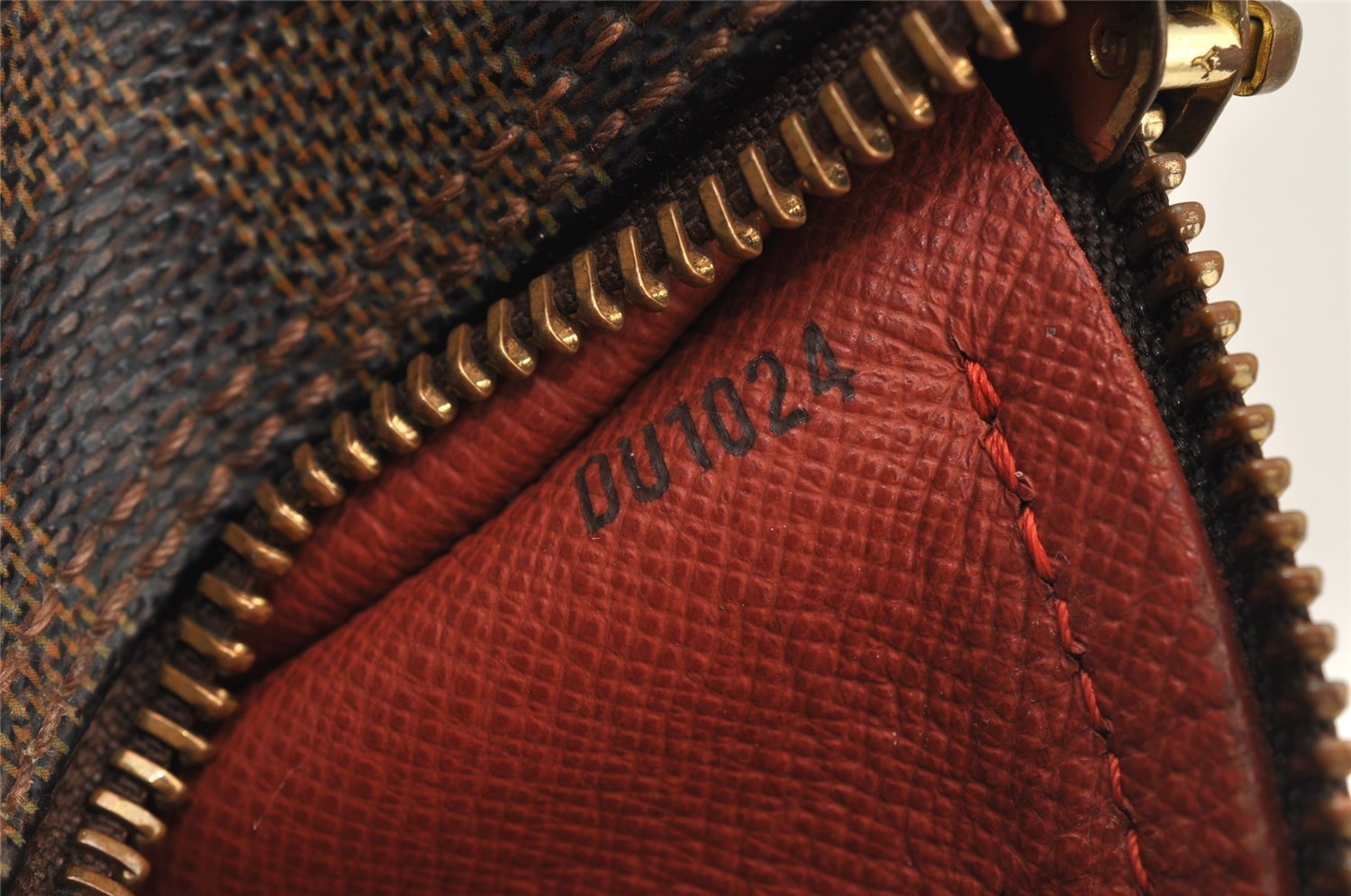 Authentic Louis Vuitton Damier Papillon 26 Hand Bag Purse N51304 LV 5796I