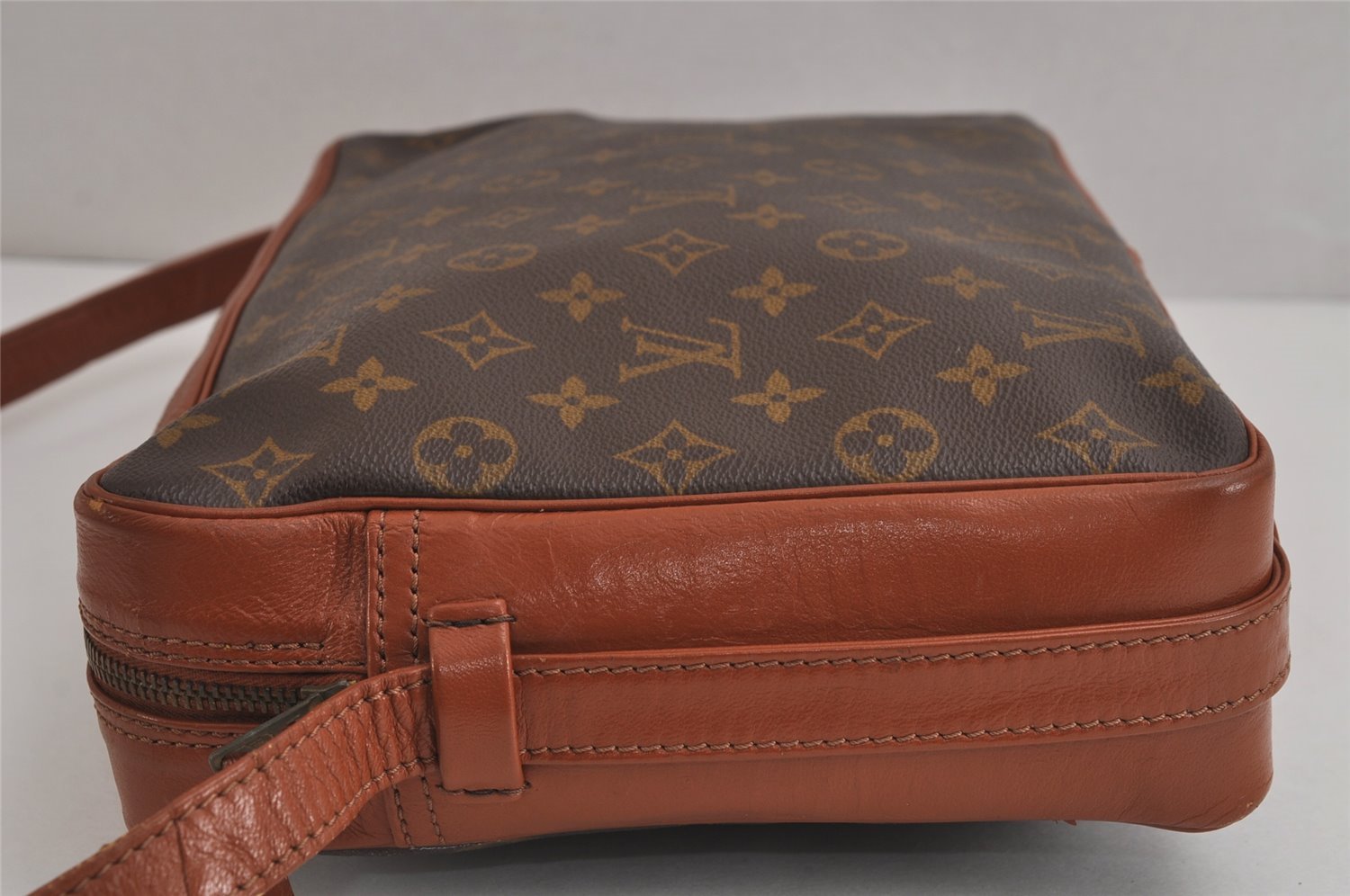 Authentic Louis Vuitton Monogram Sac Bandouliere 35 Shoulder Bag Old Model 5801J