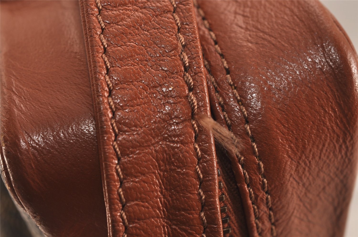 Authentic Louis Vuitton Monogram Sac Bandouliere 35 Shoulder Bag Old Model 5801J