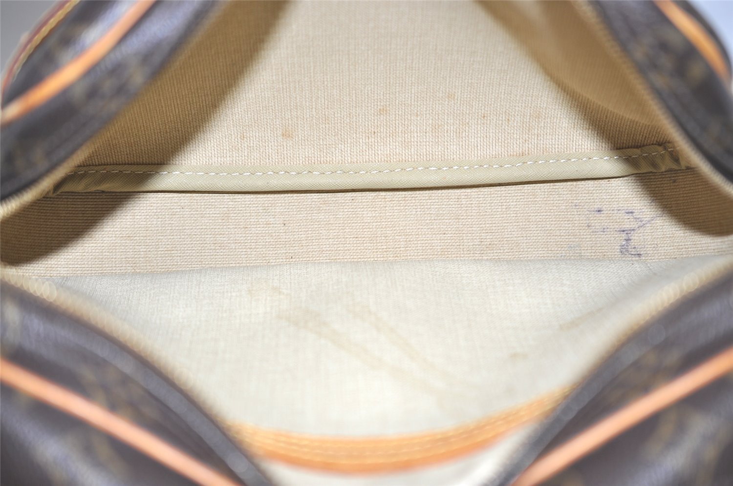 Authentic Louis Vuitton Monogram Reporter PM Shoulder Cross Bag M45254 LV 5804I